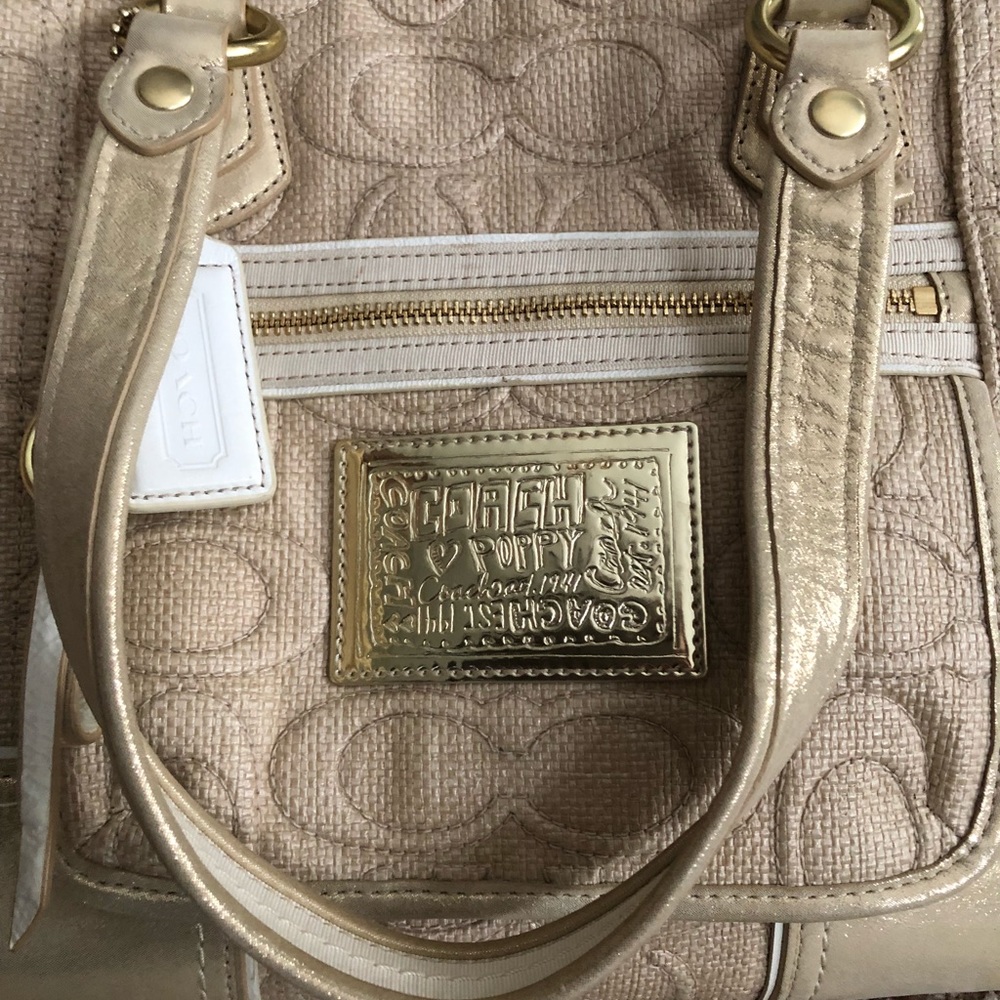 Authentic Coach Purse - Picture 2 of 5